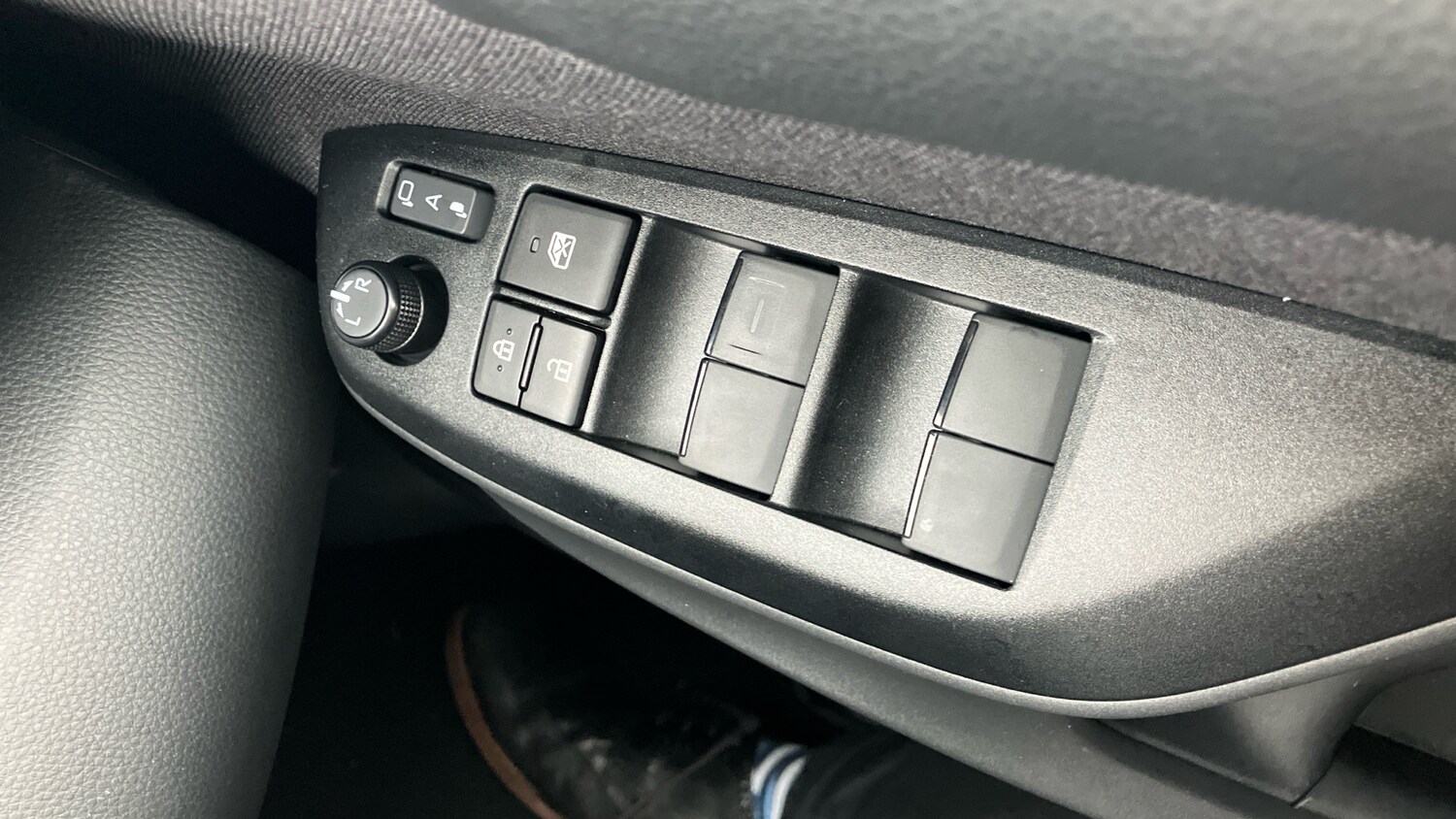 Used Toyota Yaris 2025 for sale - 77883789: Photo 48