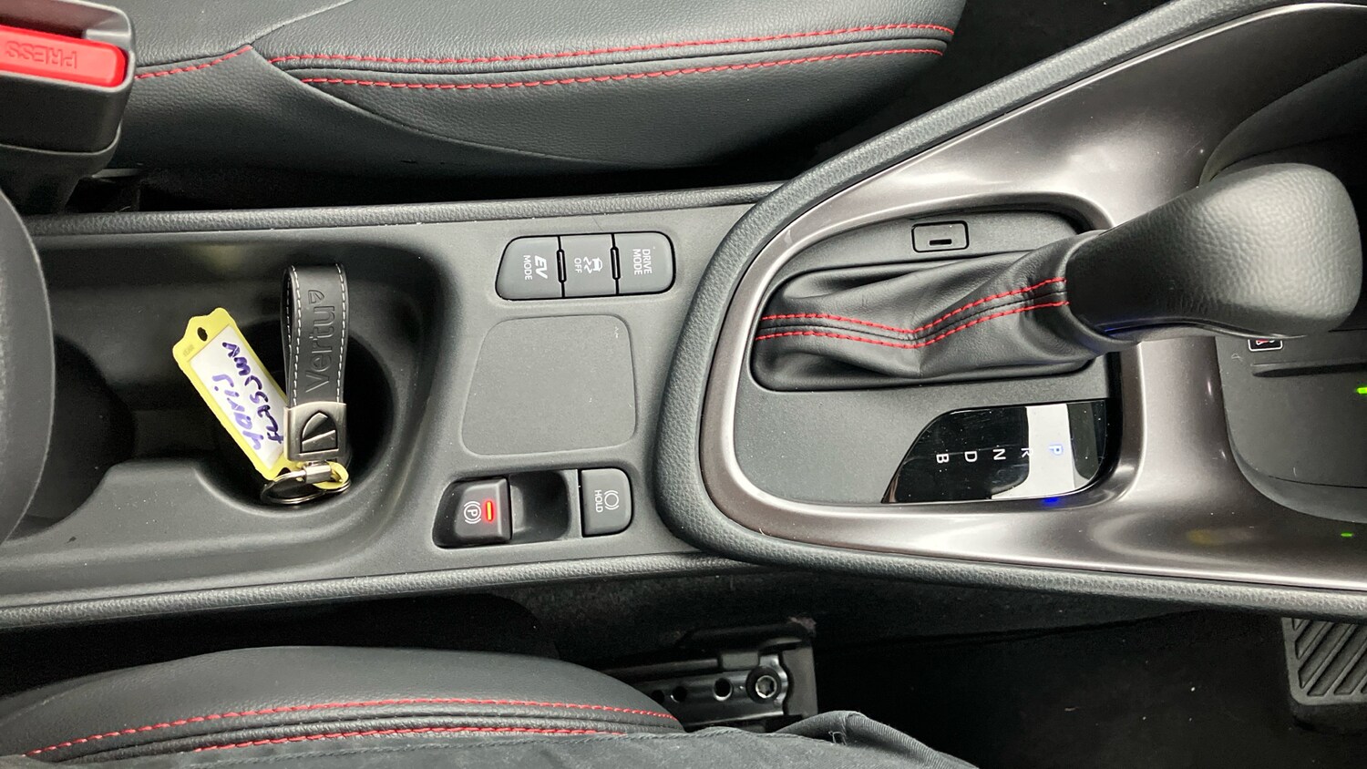 Used Toyota Yaris 2025 for sale - 77883789: Photo 49