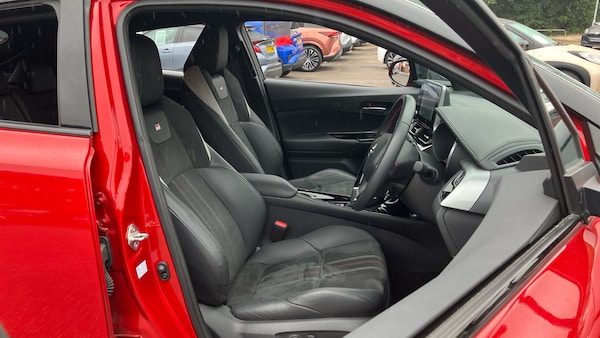 Used Toyota C-HR 2023 for sale - 75557578: Photo 40
