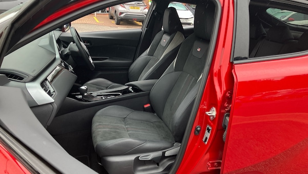 Used Toyota C-HR 2023 for sale - 75557578: Photo 44