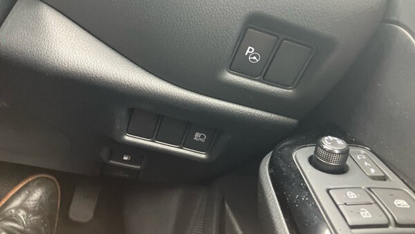 Used Toyota C-HR 2023 for sale - 75557578: Photo 48