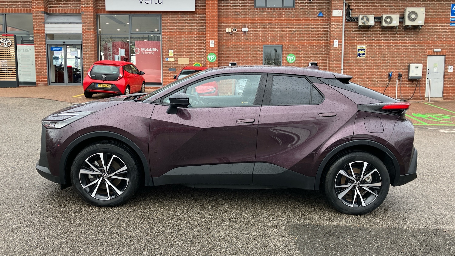 Used Toyota C-HR 2024 for sale - 77124970: Photo 17
