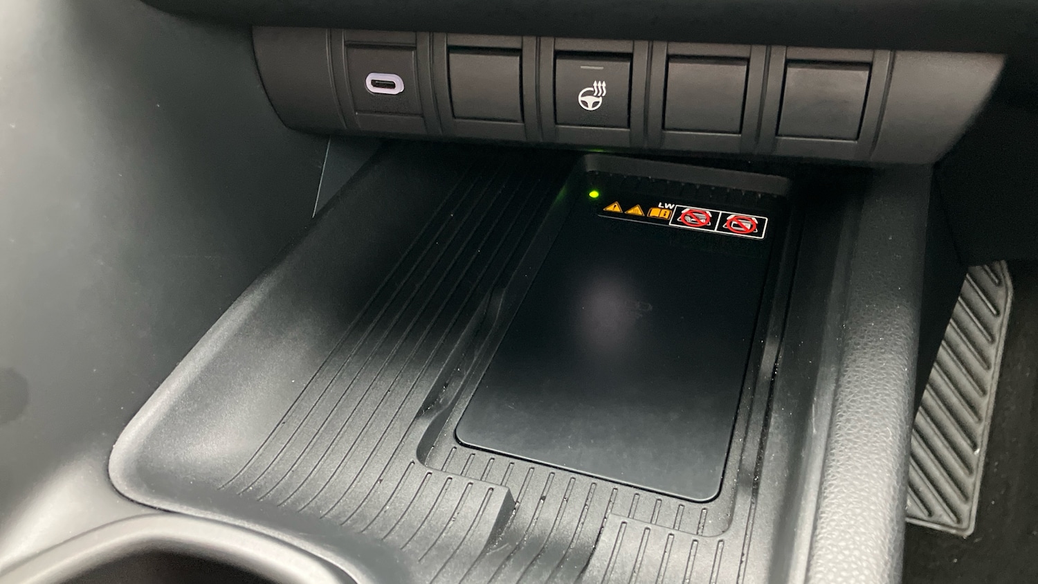 Used Toyota C-HR 2024 for sale - 77124970: Photo 53