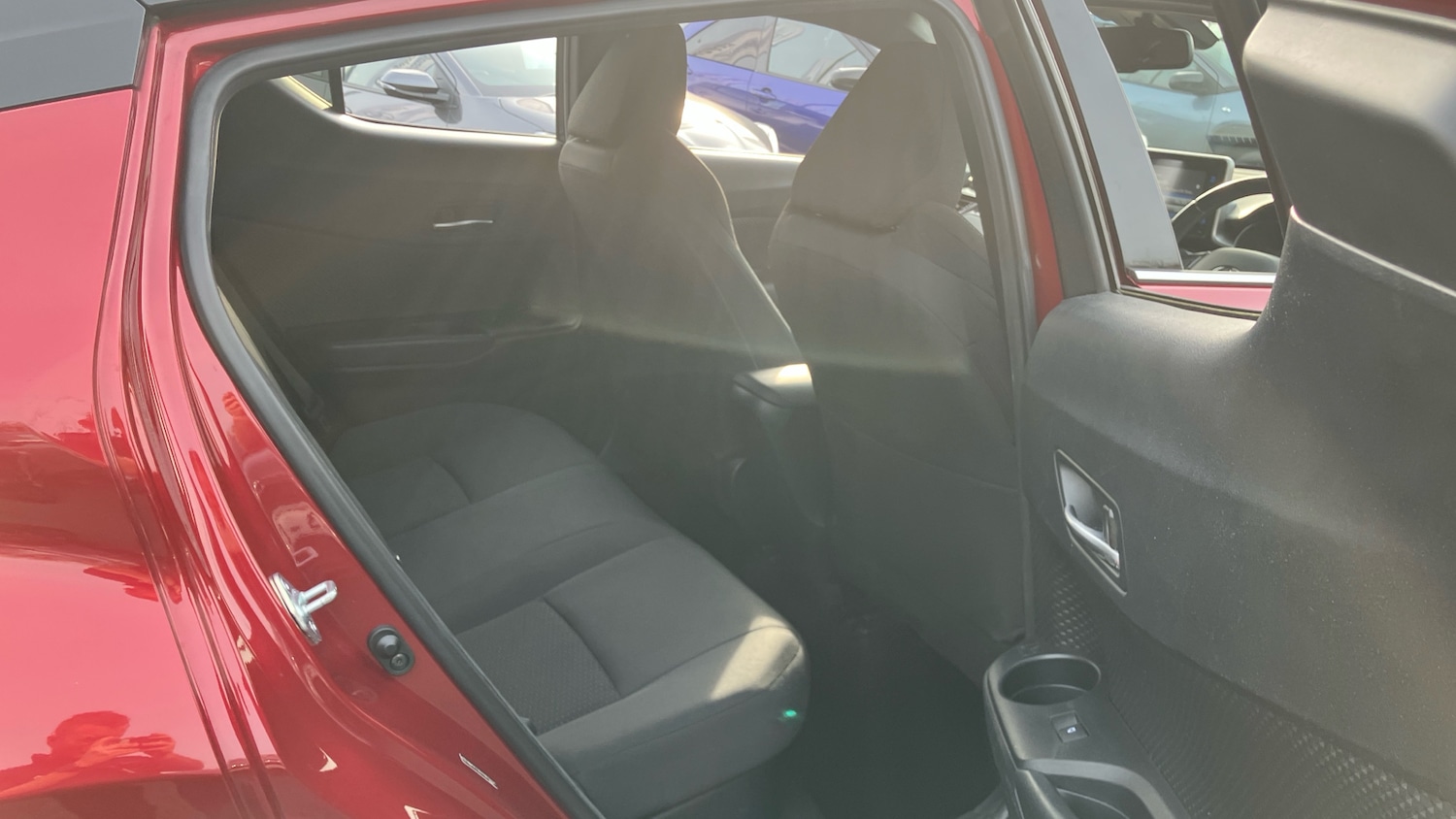 Used Toyota C-HR 2018 for sale - 78198701: Photo 12