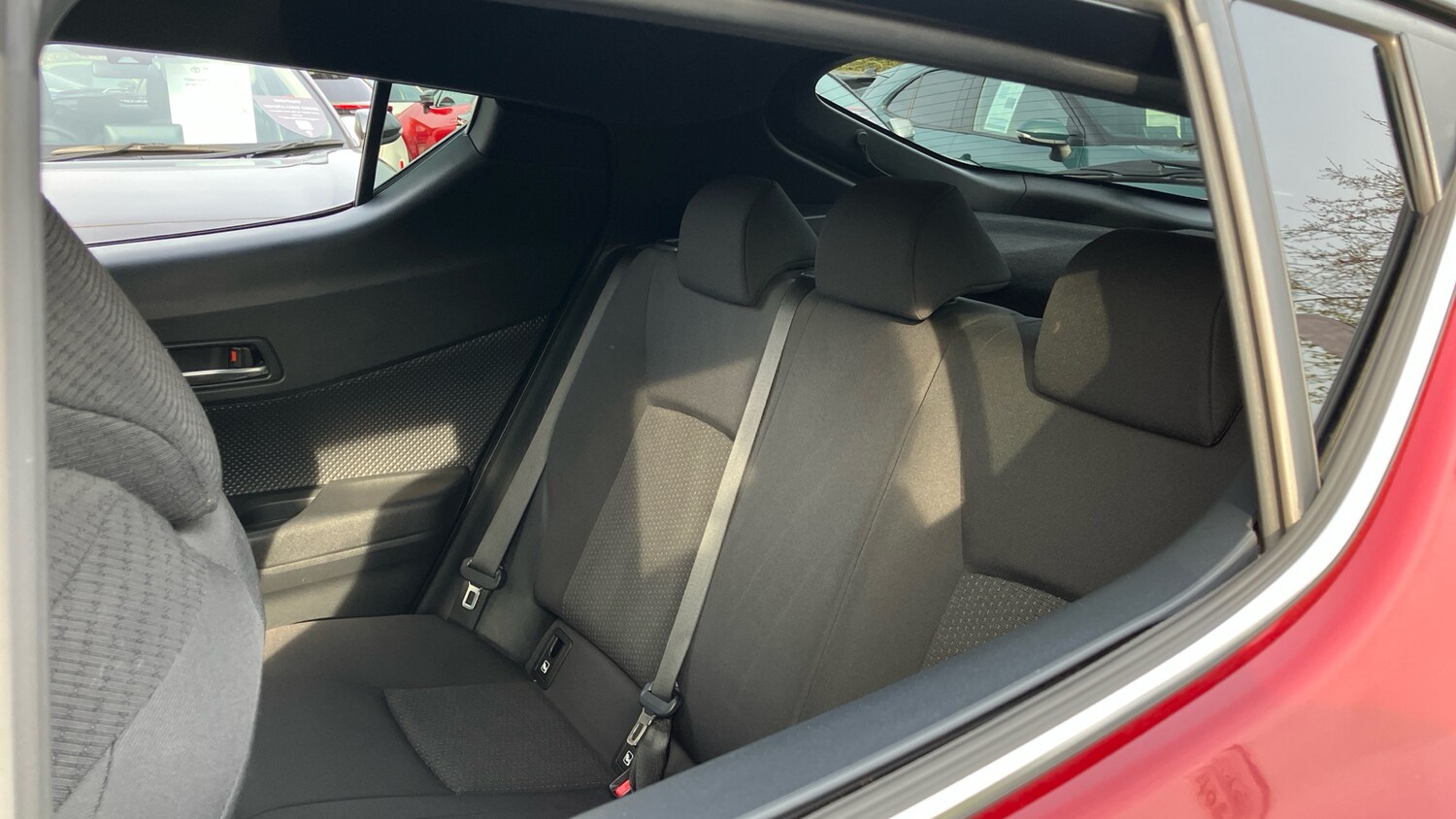 Used Toyota C-HR 2018 for sale - 78198701: Photo 20