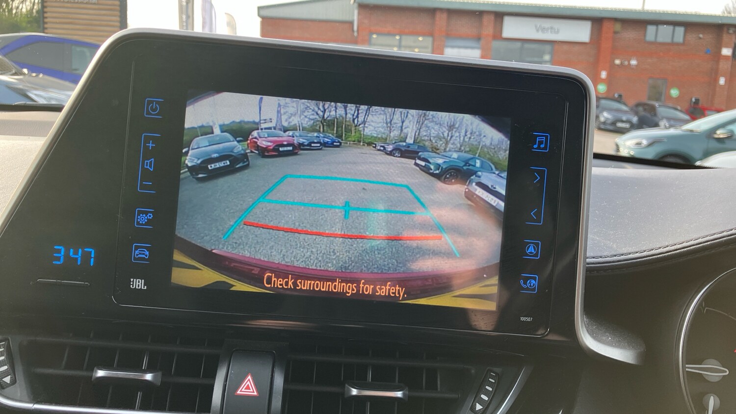 Used Toyota C-HR 2018 for sale - 78198701: Photo 27