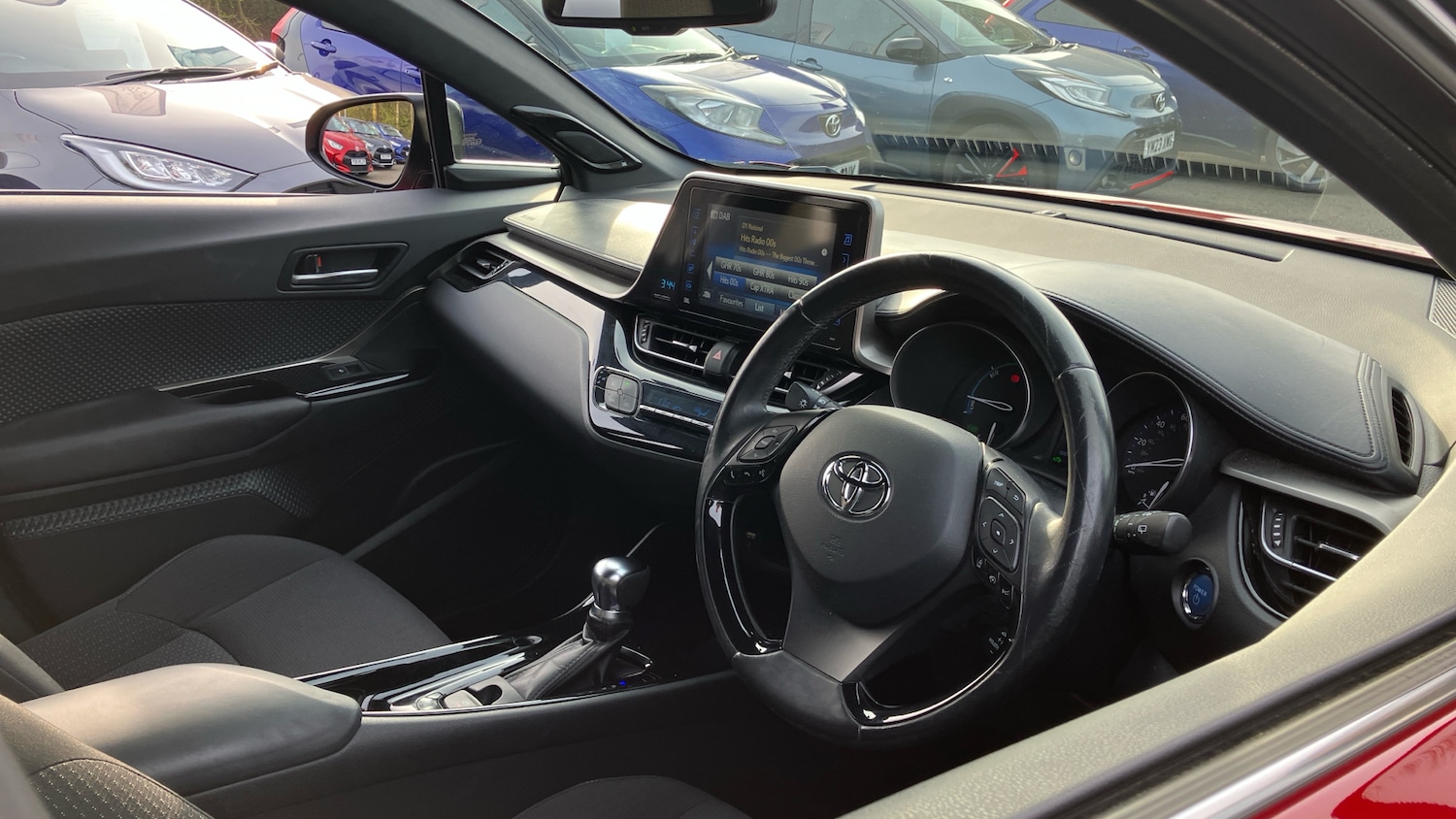 Used Toyota C-HR 2018 for sale - 78198701: Photo 40