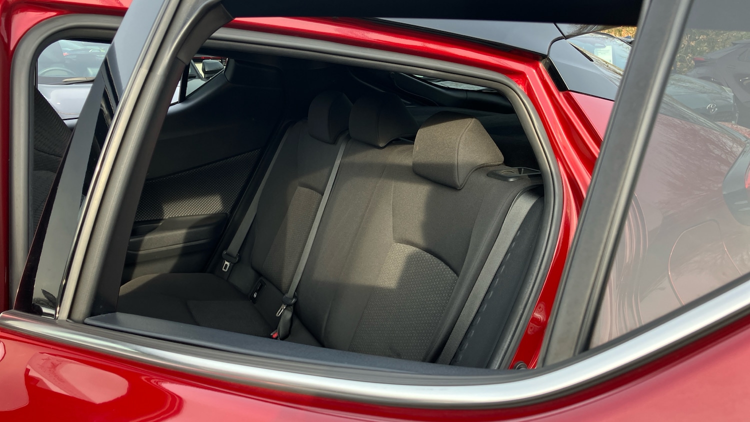 Used Toyota C-HR 2018 for sale - 78198701: Photo 42