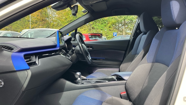 Used Toyota C-HR 2017 for sale - 76115764: Photo 10