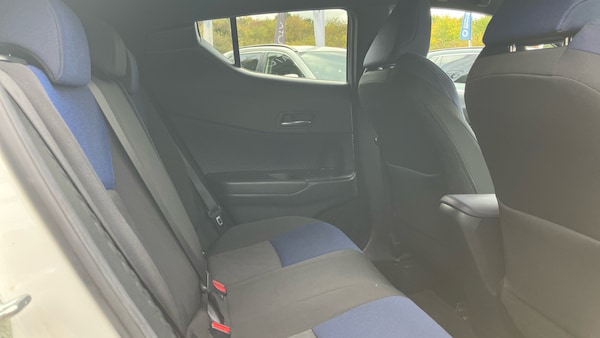 Used Toyota C-HR 2017 for sale - 76115764: Photo 12