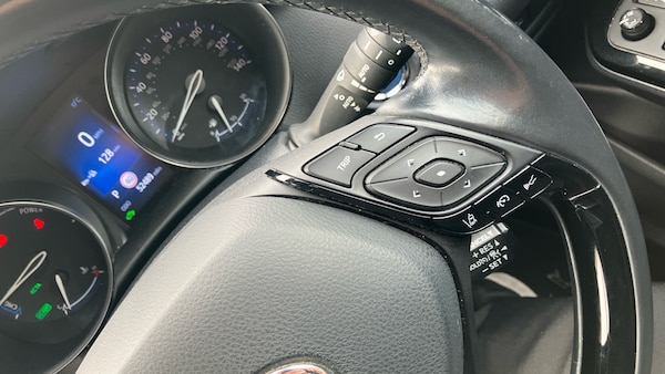 Used Toyota C-HR 2017 for sale - 76115764: Photo 33