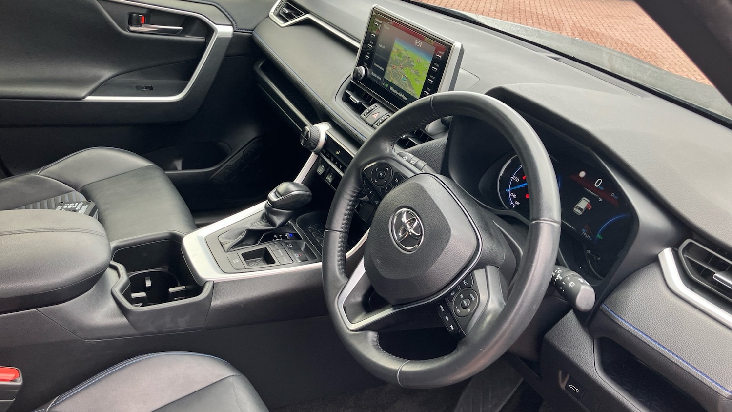 Used Toyota RAV4 2022 for sale - 76792889: Photo 11