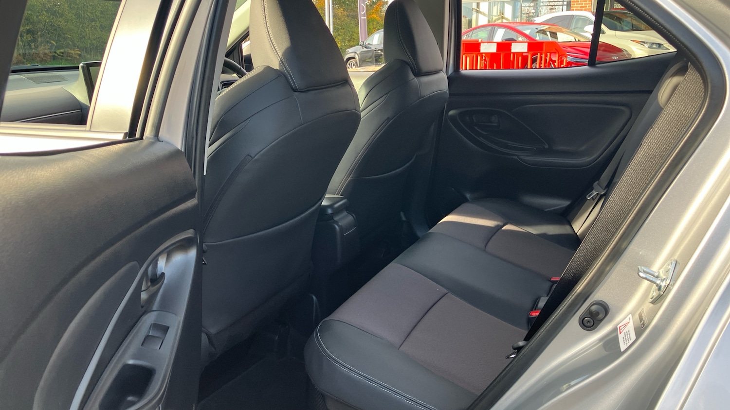 Used Toyota Yaris Cross 2024 for sale - 76413260: Photo 13