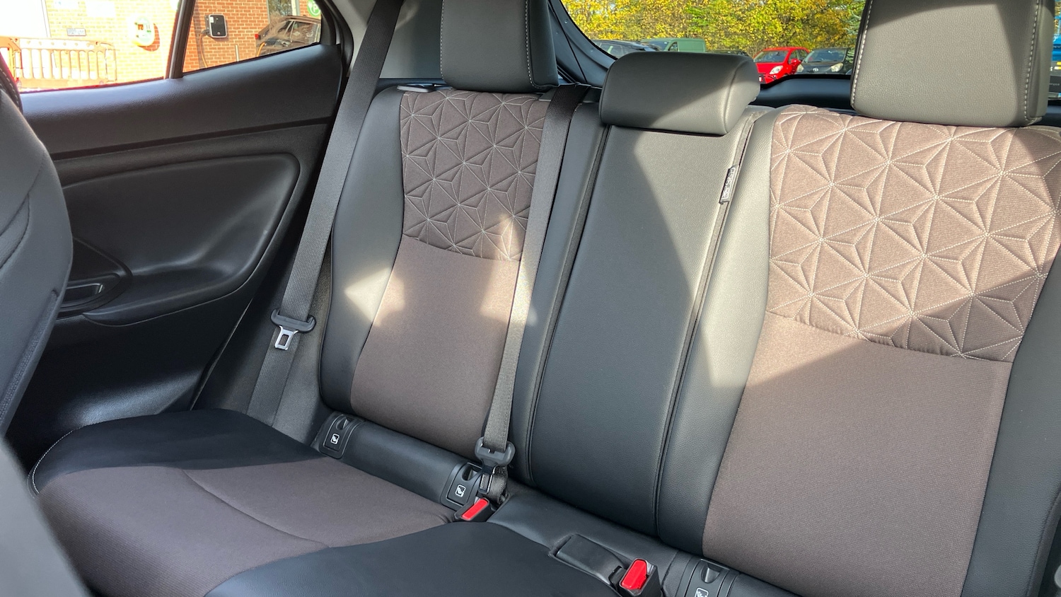 Used Toyota Yaris Cross 2024 for sale - 76413260: Photo 20