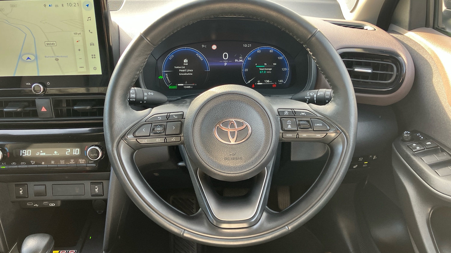 Used Toyota Yaris Cross 2024 for sale - 76413260: Photo 8