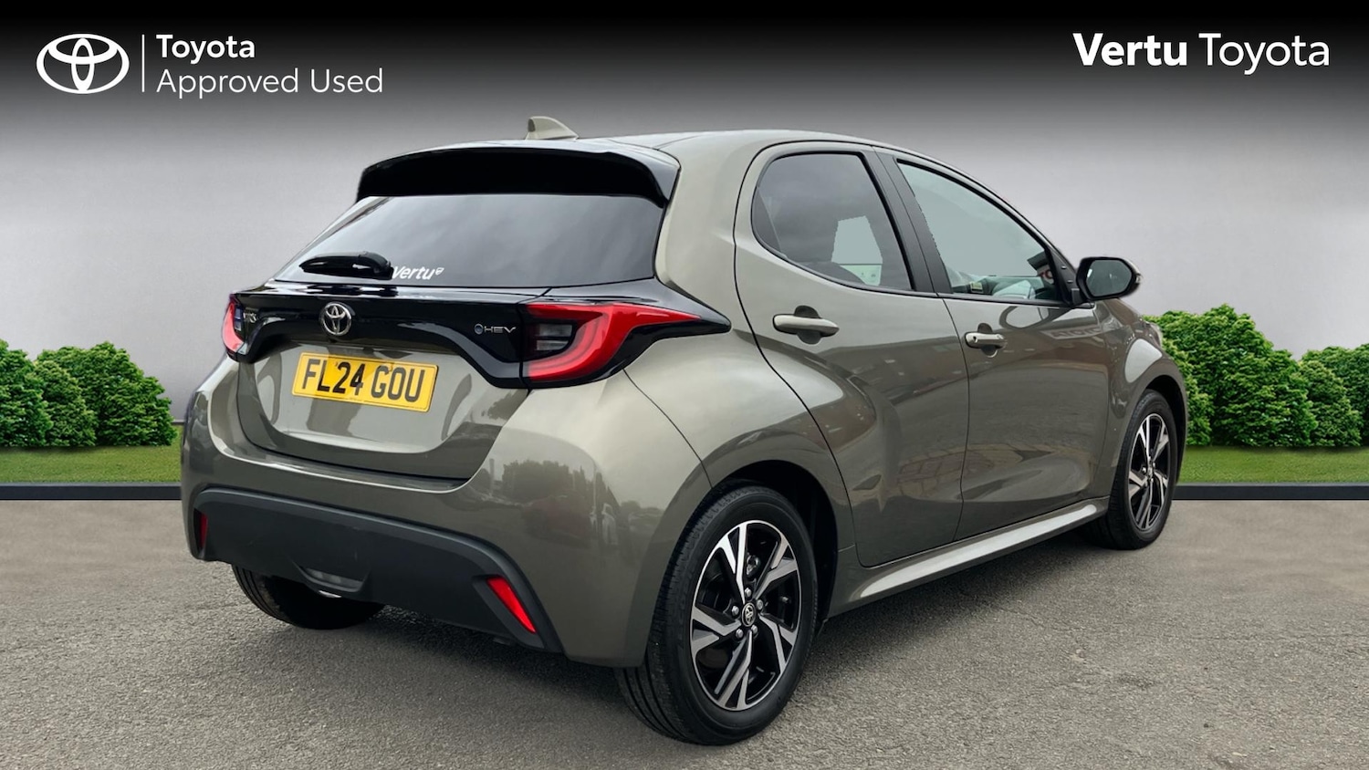 Used Toyota Yaris 2024 for sale - 76183140: Photo 2