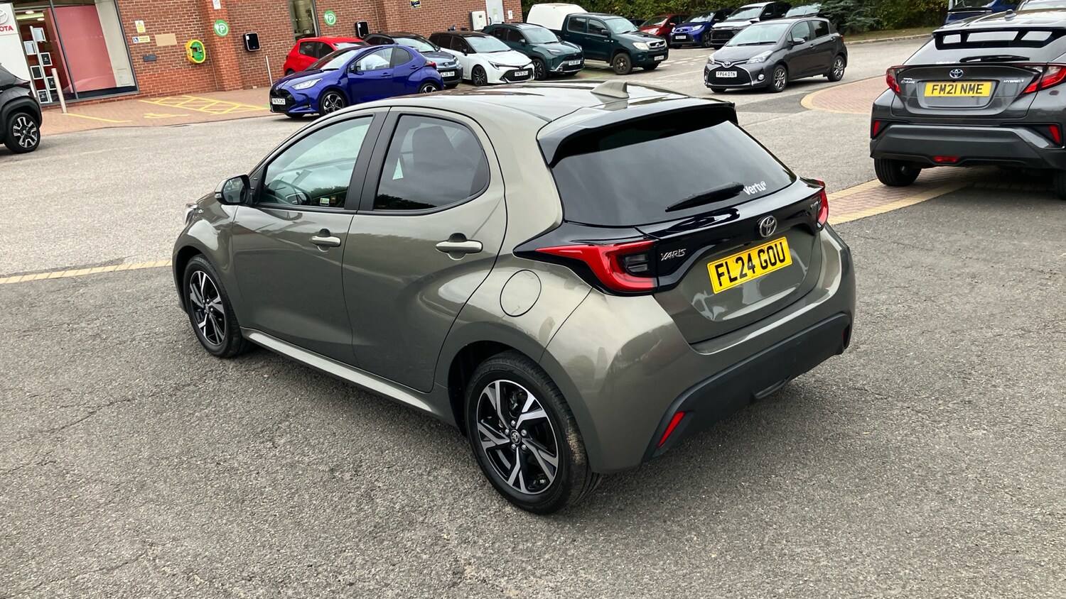 Used Toyota Yaris 2024 for sale - 76183140: Photo 29