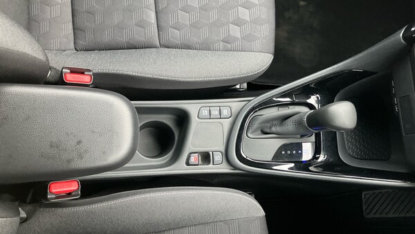 Used Toyota Yaris 2024 for sale - 76183140: Photo 34