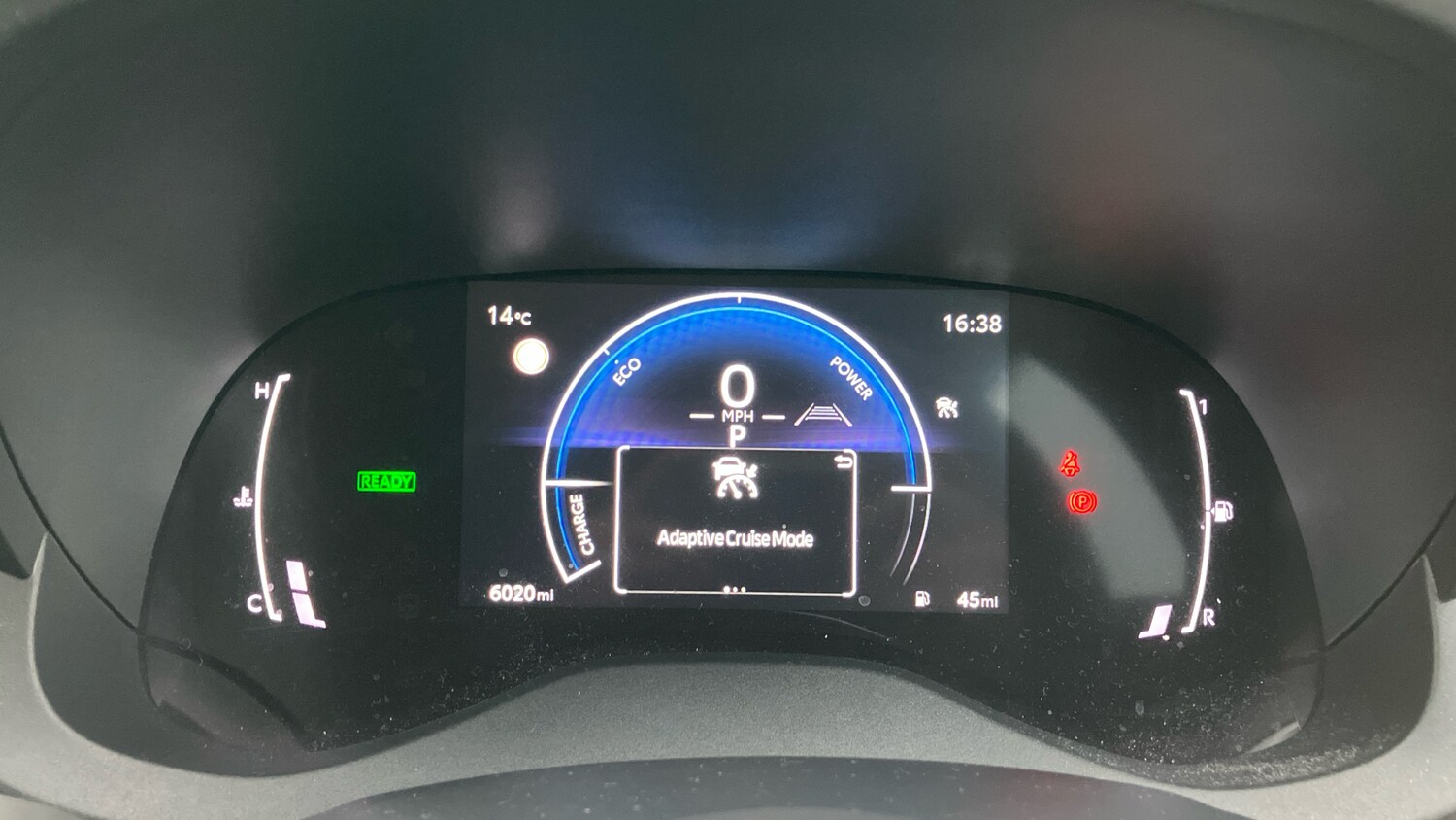 Used Toyota Yaris 2024 for sale - 76183140: Photo 35