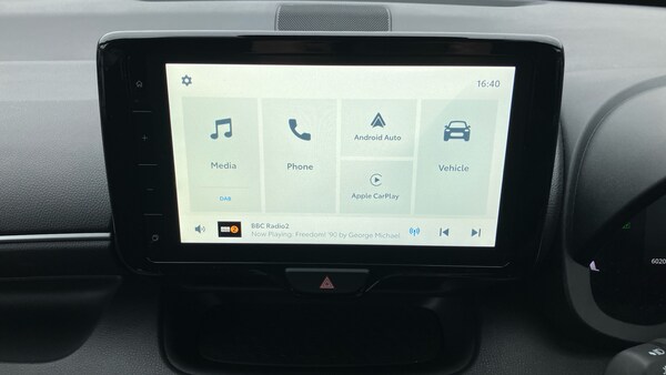 Used Toyota Yaris 2024 for sale - 76183140: Photo 7