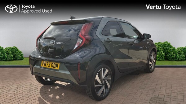 Used Toyota Aygo X 2023 for sale - 76101209: Photo 2