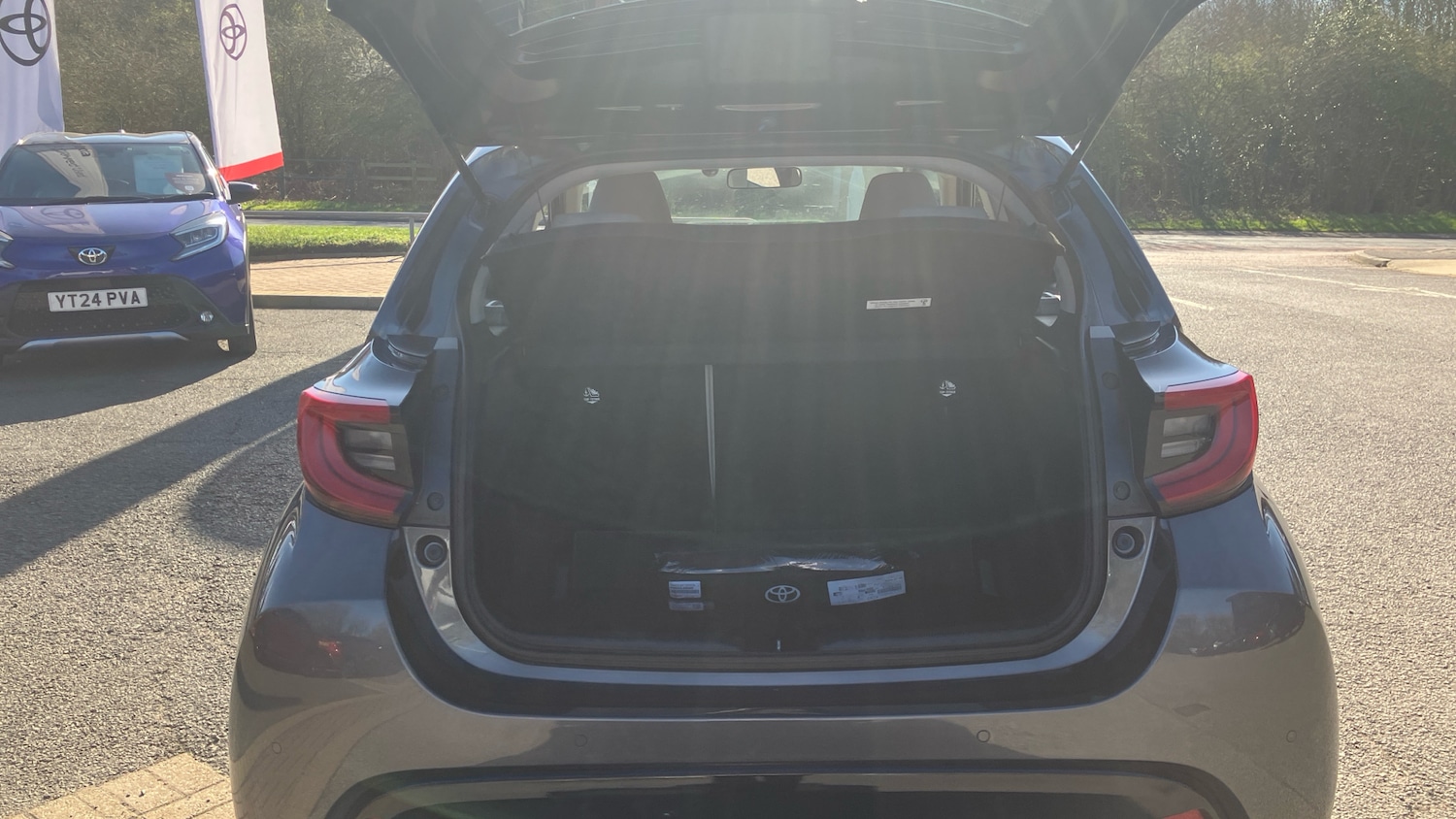 Used Toyota Yaris 2022 for sale - 77945950: Photo 14