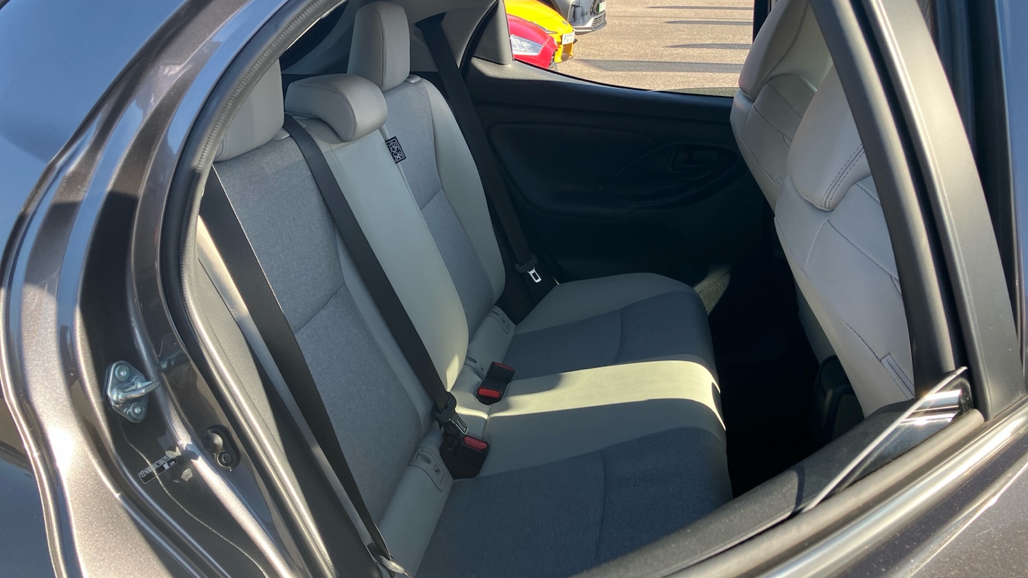 Used Toyota Yaris 2022 for sale - 77945950: Photo 41