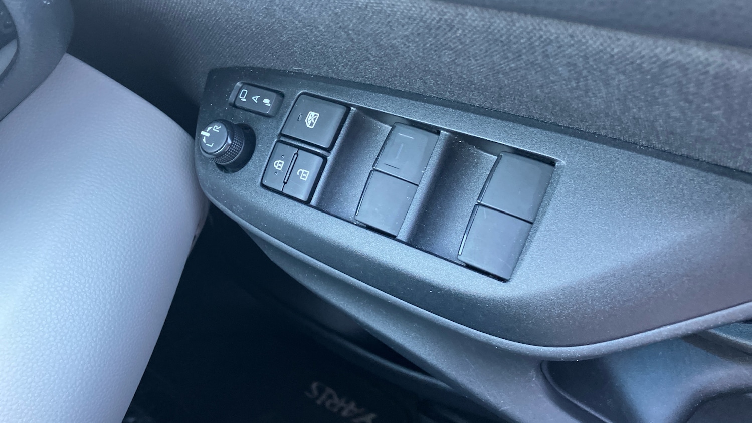 Used Toyota Yaris 2022 for sale - 77945950: Photo 48