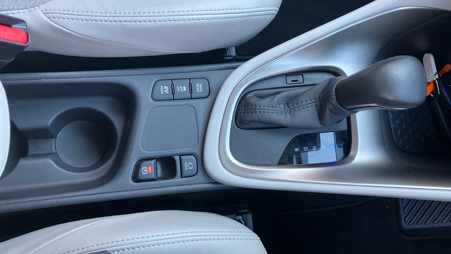 Used Toyota Yaris 2022 for sale - 77945950: Photo 49