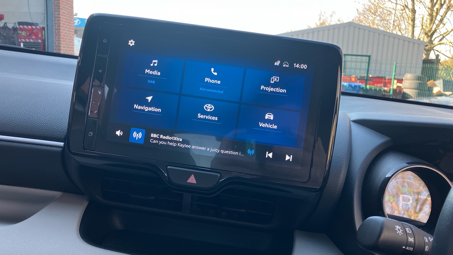 Used Toyota Yaris 2022 for sale - 77945950: Photo 51