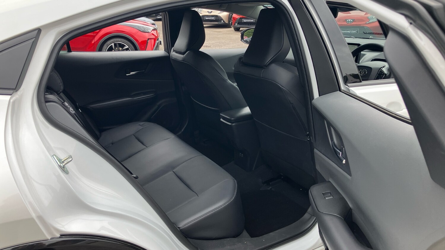 Used Toyota Prius 2025 for sale - 76101269: Photo 12