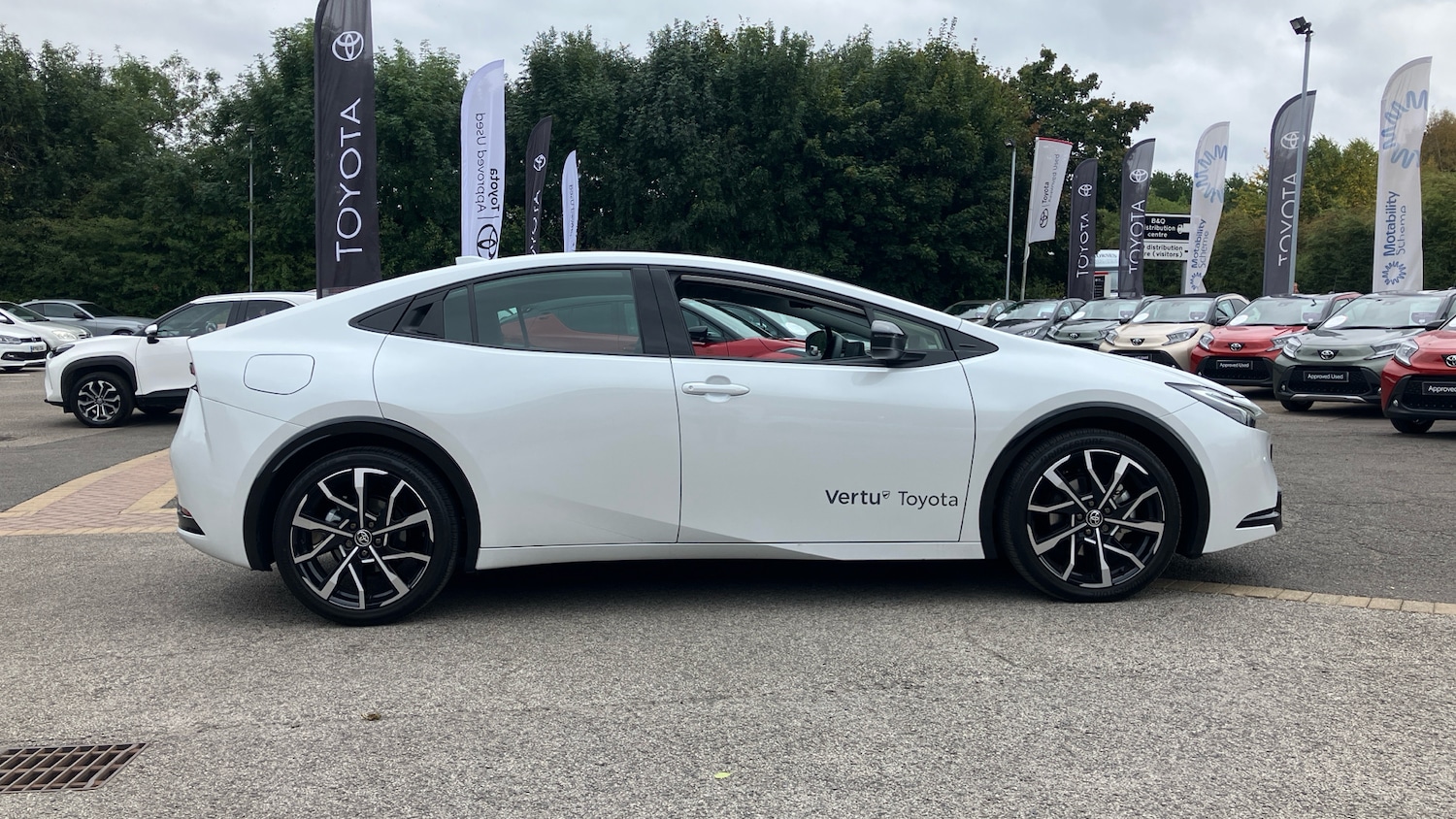 Used Toyota Prius 2025 for sale - 76101269: Photo 16