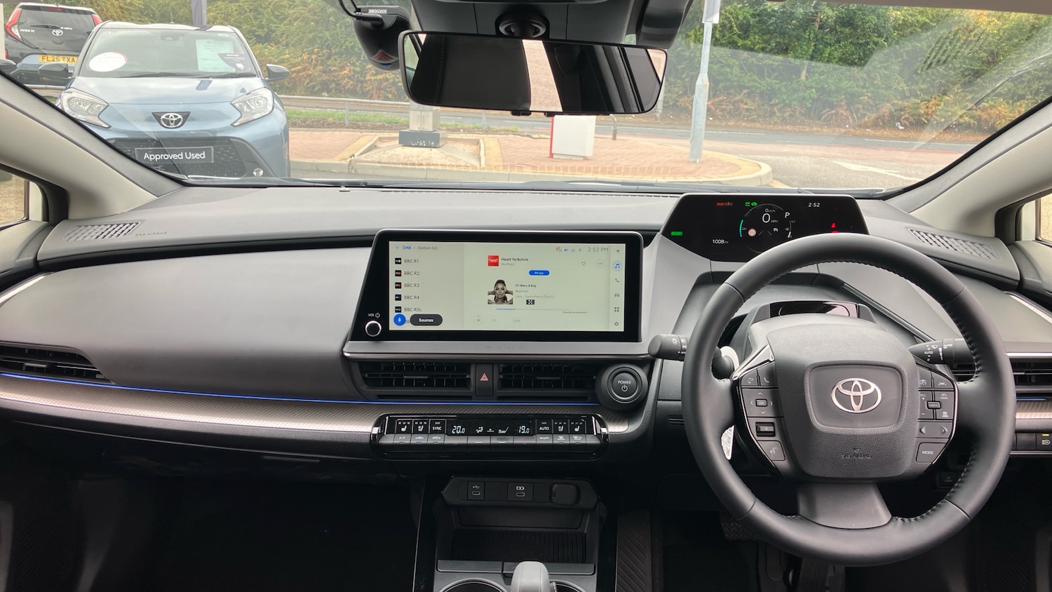 Used Toyota Prius 2025 for sale - 76101269: Photo 5