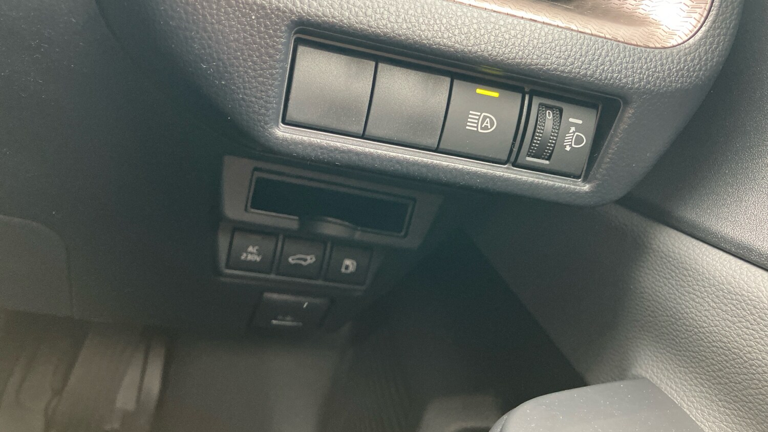 Used Toyota Prius 2025 for sale - 76101269: Photo 51