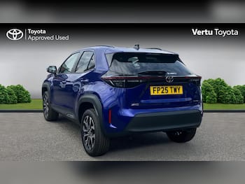 Used Toyota Yaris Cross 2025 for sale - 79504195: Photo