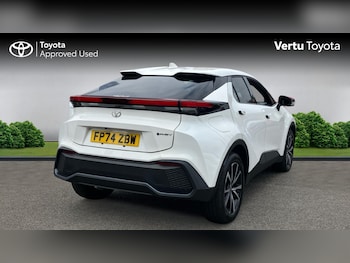 Used Toyota C-HR 2024 for sale - 78790571: Photo