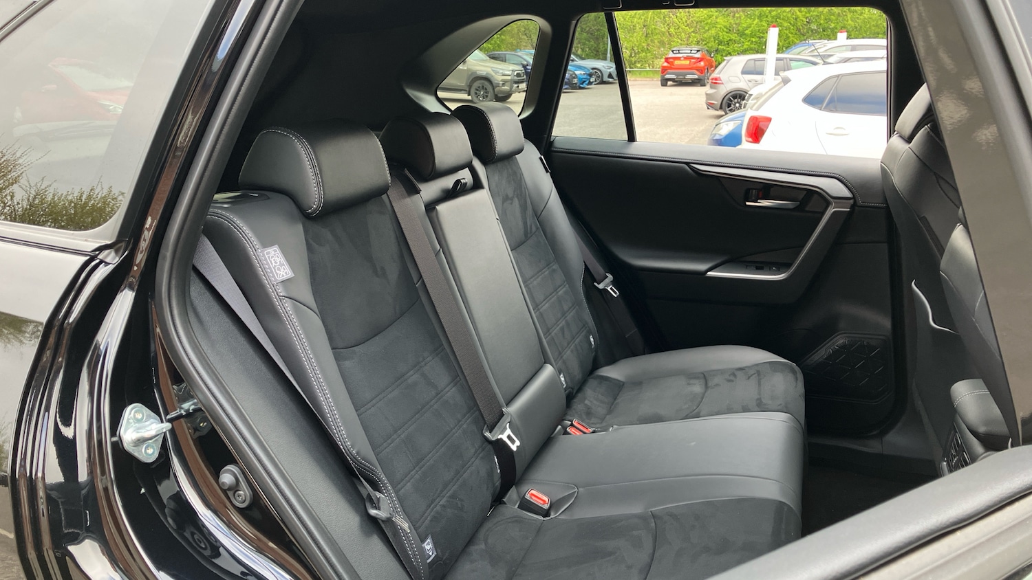 Used Toyota RAV4 2025 for sale - 76682256: Photo 42