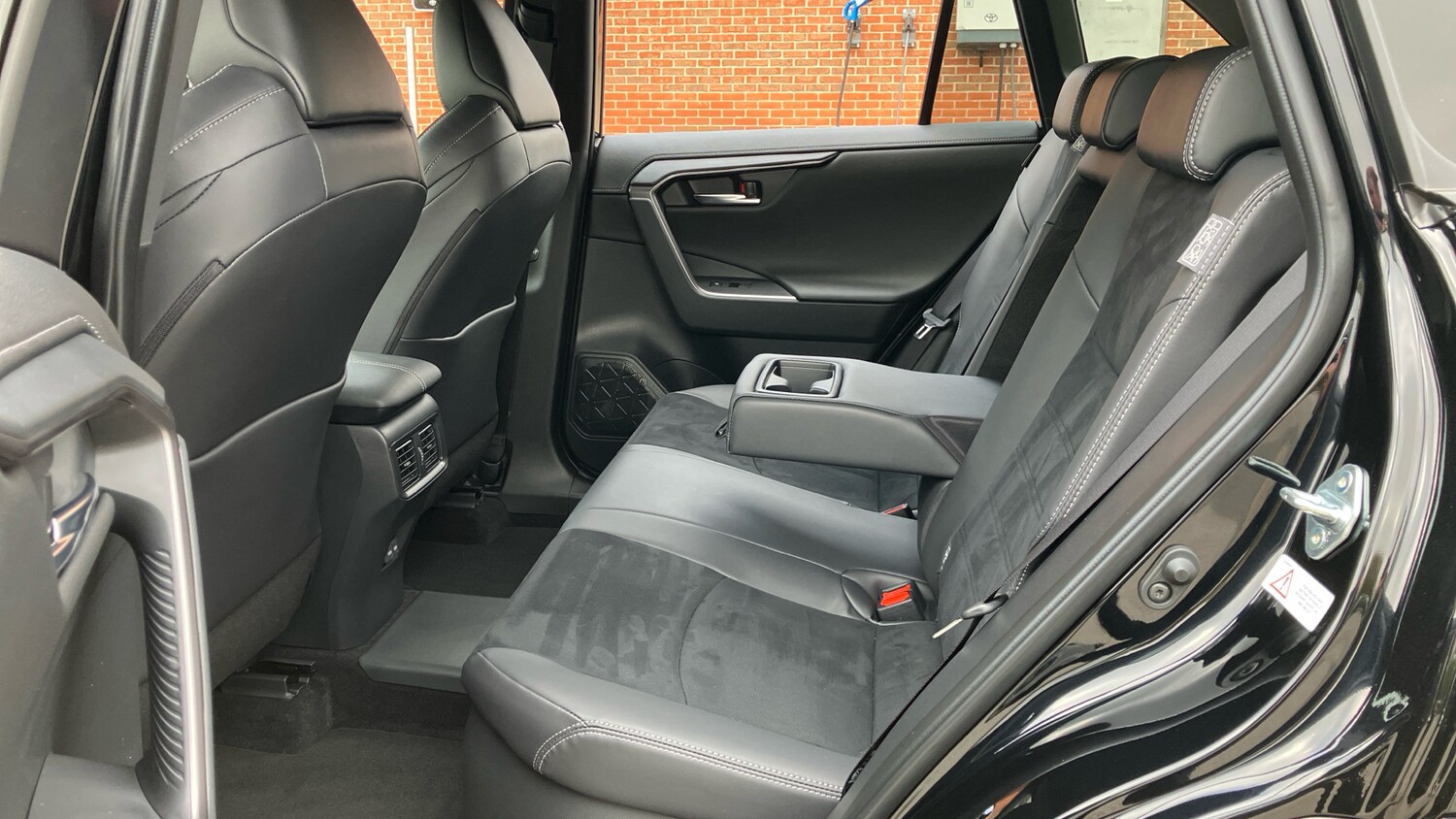 Used Toyota RAV4 2025 for sale - 76682256: Photo 46