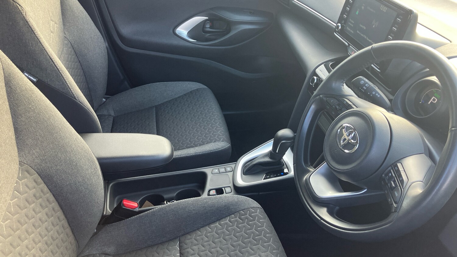 Used Toyota Yaris Cross 2023 for sale - 77530178: Photo 11