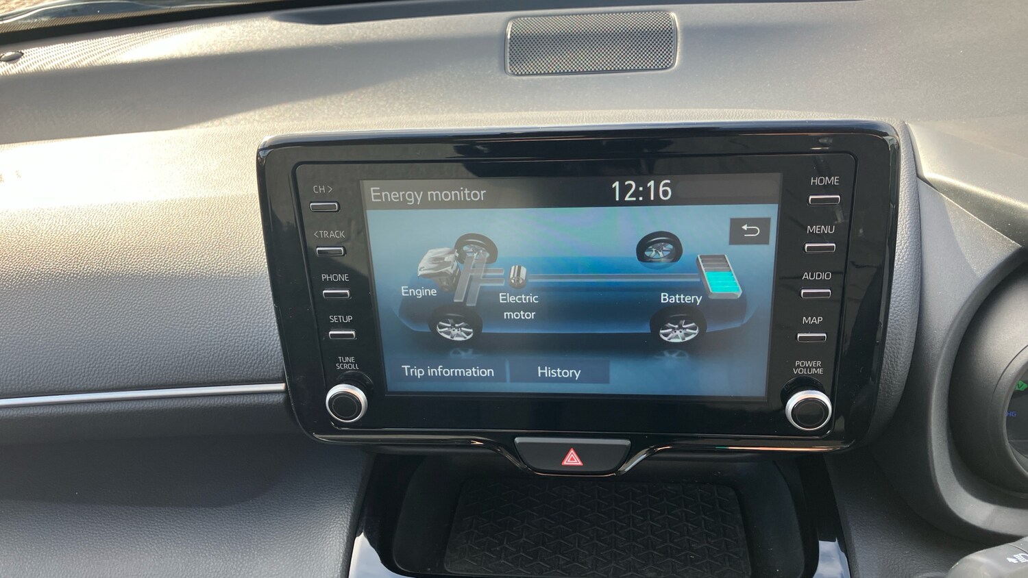 Used Toyota Yaris Cross 2023 for sale - 77530178: Photo 24