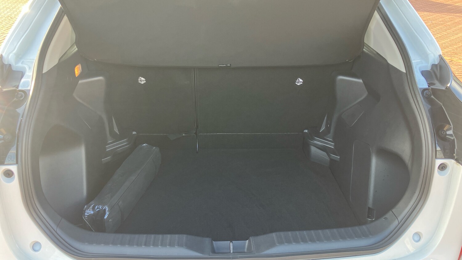 Used Toyota Yaris Cross 2023 for sale - 77530178: Photo 36