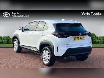 Used Toyota Yaris Cross 2023 for sale - 77530178: Photo