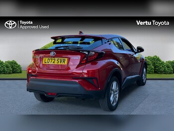 Used Toyota C-HR 2023 for sale - 78325103: Photo