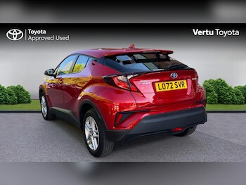 Used Toyota C-HR 2023 for sale - 78325103: Photo