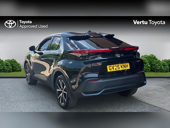Used Toyota C-HR 2025 for sale - 79102369: Photo