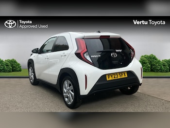 Used Toyota Aygo X 2023 for sale - 76299222: Photo 4