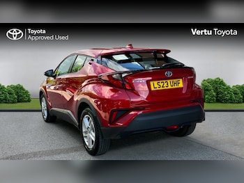 Used Toyota C-HR 2023 for sale - 79557101: Photo