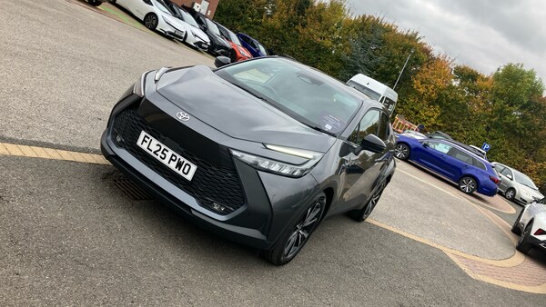 Used Toyota C-HR 2025 for sale - 76146434: Photo 28