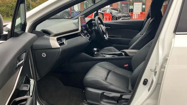 Used Toyota C-HR 2022 for sale - 76079681: Photo 10