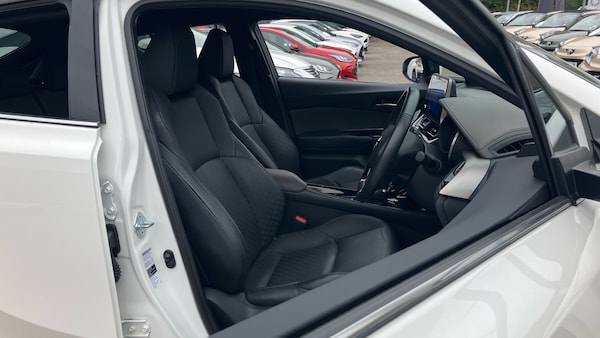 Used Toyota C-HR 2022 for sale - 76079681: Photo 39